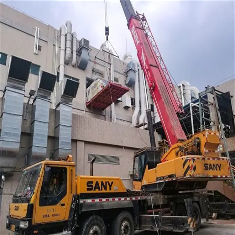 石龙租赁大型汽车吊，助力工程项目高效进行