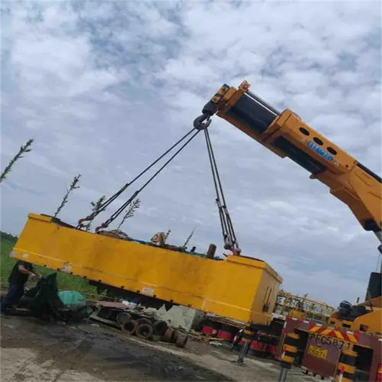 石龙随车吊吊集装箱怎么吊